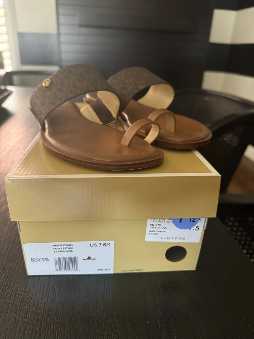 Michael Kors Dani Flat Slide